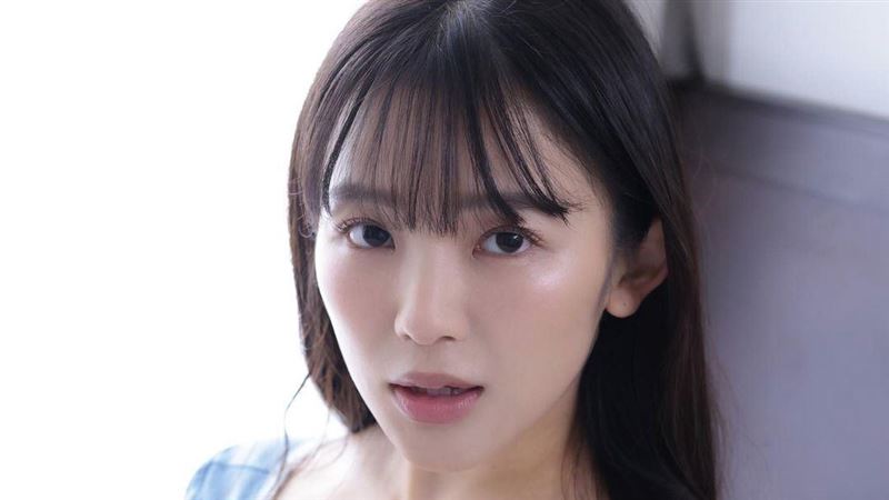 東洋乳神海邊跌倒被弄髒　畫面流出