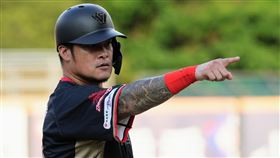  ▲味全龍林智勝繳出3安猛打賞，獲選單場MVP。（圖／味全龍提供）