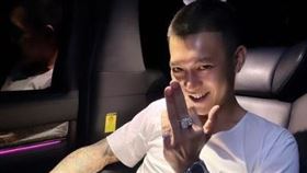 （圖／翻攝自鳳梨IG）