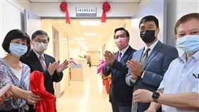 行政院人權及轉型正義處於今（27）日上午舉行揭牌儀式。（圖／行政院提供)