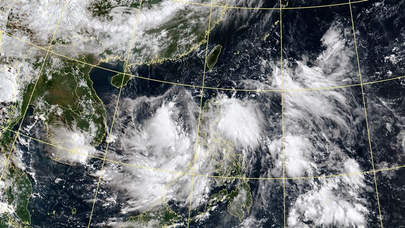 週末恐雙颱！「低壓帶」北移雨區擴大