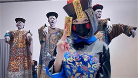 「雪乳戰神」郭鬼鬼化身成超萌殭屍。（圖／翻攝自郭鬼鬼 IG）