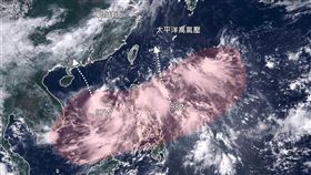 新1熱帶擾動生成「有轉輕颱可能」！全台變天時間曝光　翻攝自《台灣颱風論壇｜天氣特急》