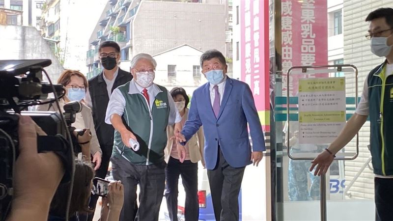 力挺阿中？李P說醫界當首長有2優勢