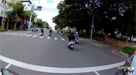 高雄,苓雅,闖紅燈,色盲,騎士