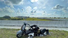 42歲張姓女騎士，貨車酒駕追撞，肋骨斷10根，酒測值0.7，龍井派出所員警一問三不知 (圖／翻攝自家屬臉書)