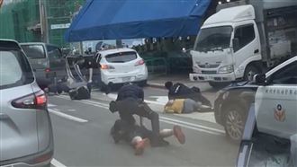 抓屁孩就是爽！桃園保大警K爆槍毒犯