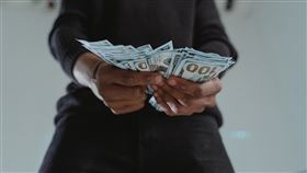 薪水（示意圖／翻攝自Pexels）