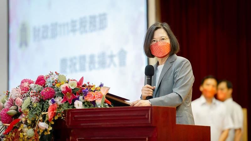 賦稅創新高！蔡英文：稅制改革減負擔
