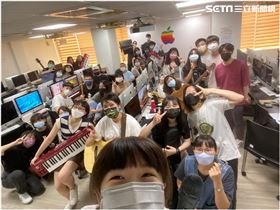 世新線上暑期先修班（業配勿用）