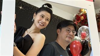 離婚7年同框前夫　李燕驚爆感情狀態