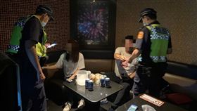 校門關！新北740警狂掃蕩逮64人