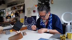 ▲千紙鶴祈願台灣和平！東奧會徽創作者野老朝雄　來台策展。（圖／文化總會提供）