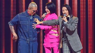 具俊曄登金曲獎　小粉紅心碎：自嗨