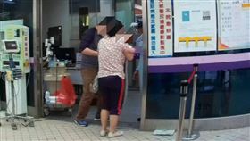 發燒,開道,女童,求援（圖／翻攝畫面）