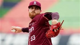 狂威6.1局失2分，優質先發拿下第7勝。（圖／翻攝自樂天桃猿IG）