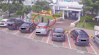 重機闖服務區爭路權？真相曝光秒打臉