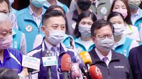 林智堅,鄭文燦,合體,城隍廟（圖／新竹市府提供）