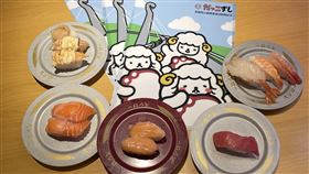 7月5日起，於壽司郎岡山樂購廣場店店內消費單筆滿額$300以上，並於壽司郎官方粉專按讚，即贈岡山店限定款資料夾乙個。（圖／品牌業者提供）