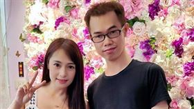 鄧佳華一直換交往對象。（圖／翻攝自鄧佳華臉書）