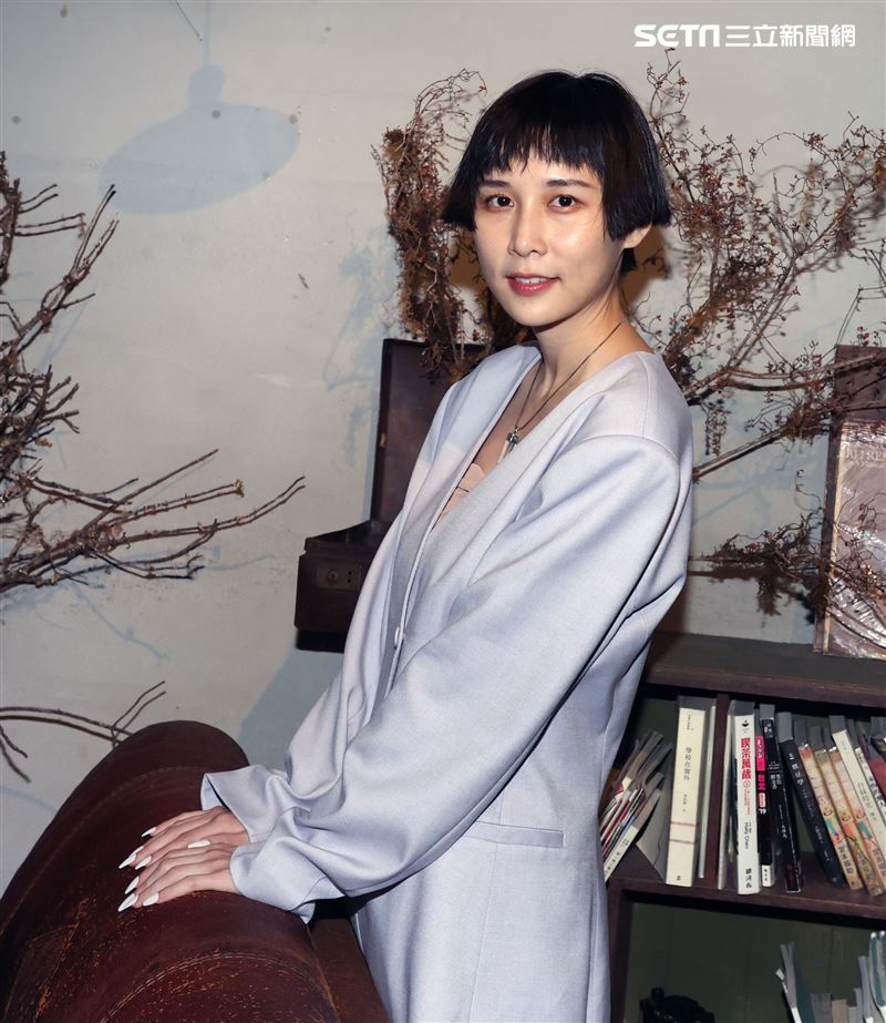 葉穎三立新聞網專訪。（記者邱榮吉/攝影）