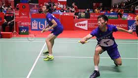 楊博軒與胡綾芳印尼賽32強敗陣台灣混雙楊博軒（右）與胡綾芳（左）14日在BWF世界羽球巡迴賽超級500印尼大師賽出賽，不敵南韓對手。中央社記者石秀娟雅加達攝  109年1月14日