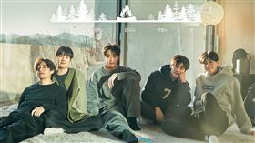 《IN THE SOOP：友情旅行》「Wooga家族」朴敘俊、Peakboy、崔宇植、朴炯植以及BTS防彈少年成員V金泰亨。（圖／Disney+提供）