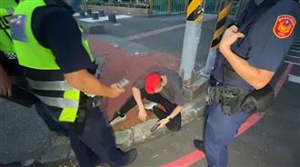 屁孩酒駕撞騎士！狂喊「321起來」