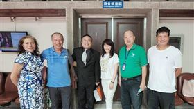 前陣子三立主播廖筱君從節目請辭，昨（7）日，她於臉書貼文發出被顏寬恆控告「妨害名譽」官司一案出庭，特別從台北趕往台中開庭的廖筱君直言狠酸「告我的顏家卻連一個人影都沒到，真的沒出席」。