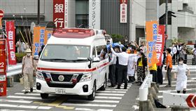 安倍晉三遭槍擊／（圖／美聯社／達志影像）