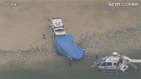 前日本首相安倍晉三演講中彈，直升機送往醫院 （圖／AP授權）