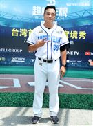 黃忠義擔任實境秀「超級王牌棒球隊」總教練。（記者邱榮吉/攝影）