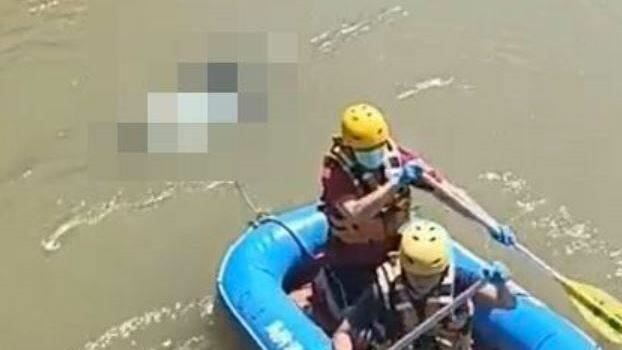 龍潭大池驚見浮屍　警消拖行遺體挨批