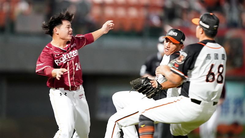 蔡鎮宇結束禁賽10場　桃猿9勝1敗
