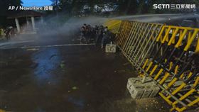 斯里蘭卡民眾抗議。（圖／AP／Newsflare授權）(鎖英國 中國)