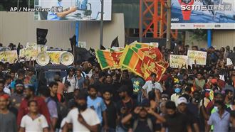 示威民闖總統府　斯里蘭卡總理願辭職