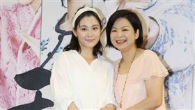 楊貴媚,檢場,臧芮軒,李運慶,李佳豫,華千涵。（記者邱榮吉攝影