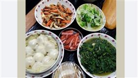 網友分享母親升格當阿嬤後的轉變。（圖／翻攝自爆廢公社）