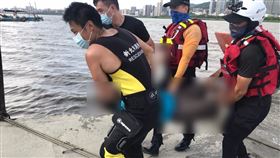 新北市,八里,落水,命危,挖蛤蜊