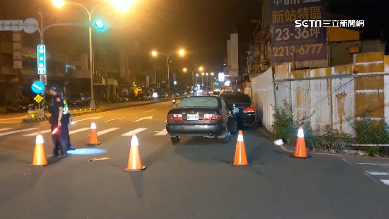 竊車台中鬧區竄逃　警破窗拖出人逮捕