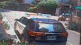 機車,外送,轉角,警察