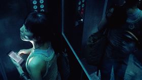 《女鬼橋2：怨鬼樓》台北電影獎新科最佳女配角的王渝萱在片中再展現演技。（圖／傳影提供）