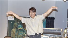 羅時豐 華貴娛樂提供