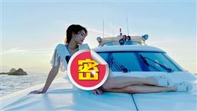 林真亦近日解隔恢復「一線女星」秒換上出海拍攝影片。（圖／翻攝自zhenyi_yuna IG）