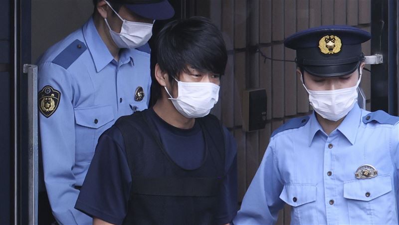 山上母親沉迷統一教　狂捐2千萬破產