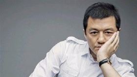  李亞鵬公開認愛新歡。微博