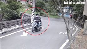 最新畫面曝！兇嫌槍擊4死後劫車逃逸（圖／翻攝畫面）