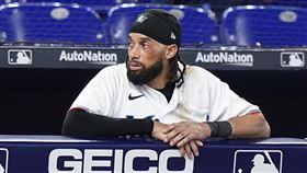 ▲漢米爾頓（Billy Hamilton）本壘攻防戰傷到左臉頰。（圖／美聯社／達志影像）