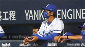 ▲富邦悍將捕手教練劉家豪。（圖／富邦悍將球團提供）