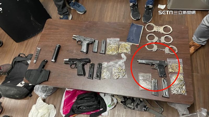 嫌擁骨董級大黑星手槍　刑警曝很危險